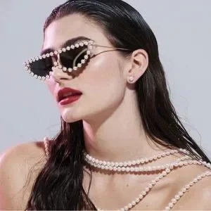 Gucci | Accessories | Gucci Hollywood Forever Gg364s 004  display picture 1